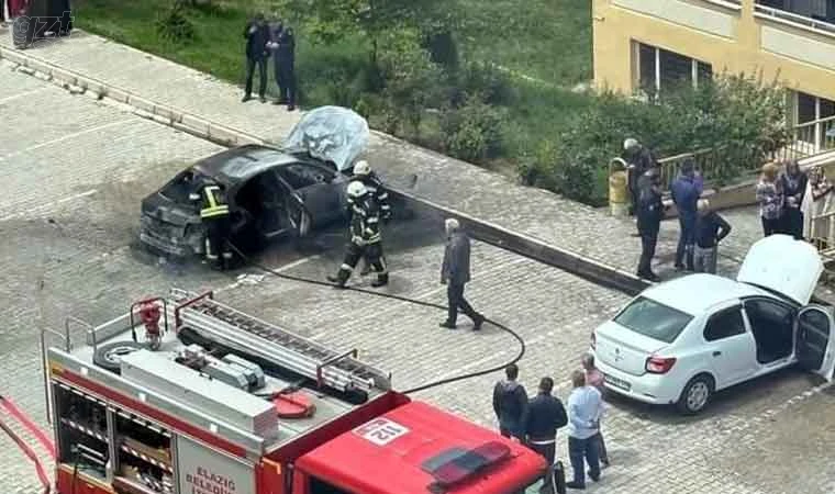 Elazığ’da otomobil alev alev yandı
