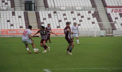 Elazığspor, Karşıyaka karşısında