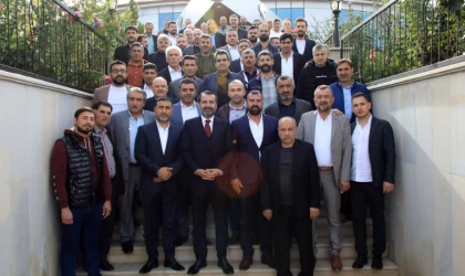 Başkan Şerifoğulları, Galericiler Sitesi esnafıyla buluştu