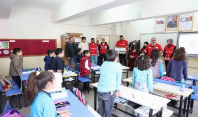 Türk Kızılay’ından ‘Türk Malı Haftası’ etkinliği