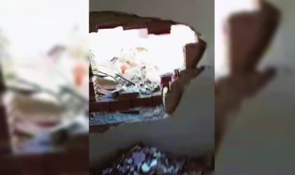 Yıkım esnasında sağlam bina zarar gördü