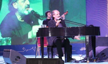 Elazığ'da Yücel Arzen rüzgarı esti