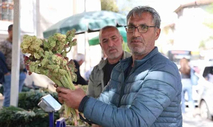 Doğu’nun muzu ’ışkın’ tezgahlarda