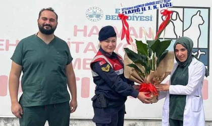 Jandarma ekiplerinden anlamlı kutlama