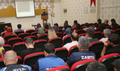 Belediye personeline seminer verildi