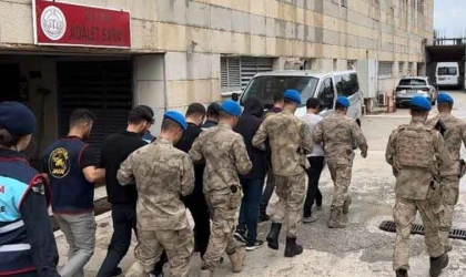 Elazığ merkezli 5 ilde dolandırıcılık ve hırsızlık operasyonu: 12 gözaltı