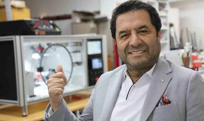 Türk profesör, fiziğin meşhur Coulomb Kanunu’nu cihaza dönüştürdü