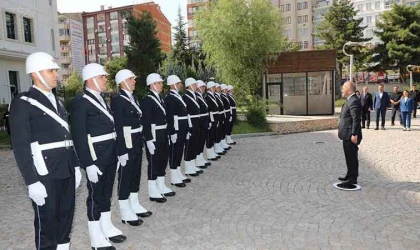 Elazığ Valisi Hatipoğlu göreve başladı