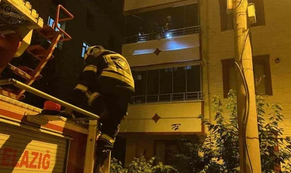 Elazığ’da alkollü şahıs evi yaktı