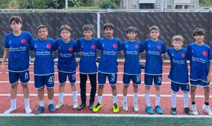 Elazığsporlu futbolcular yürekleri ısıttı