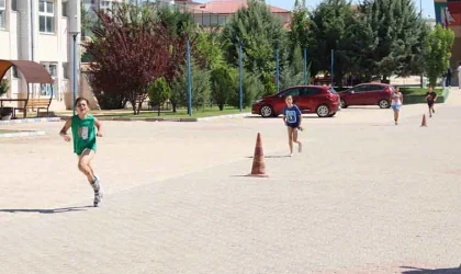 12. Bölge Triatlon Şampiyonası Elazığ’da gerçekleştirildi