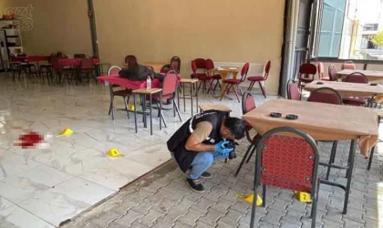 Kahvehanede oturan husumetlilerine kurşun yağdırdılar: 2 yaralı