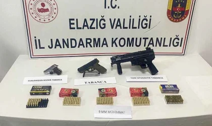 Elazığ’da bir işletmede yapılan aramada ruhsatsız tabanca ele geçirildi