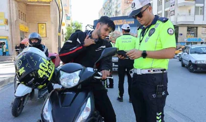 Motosiklet sürücülerine ceza yağdı